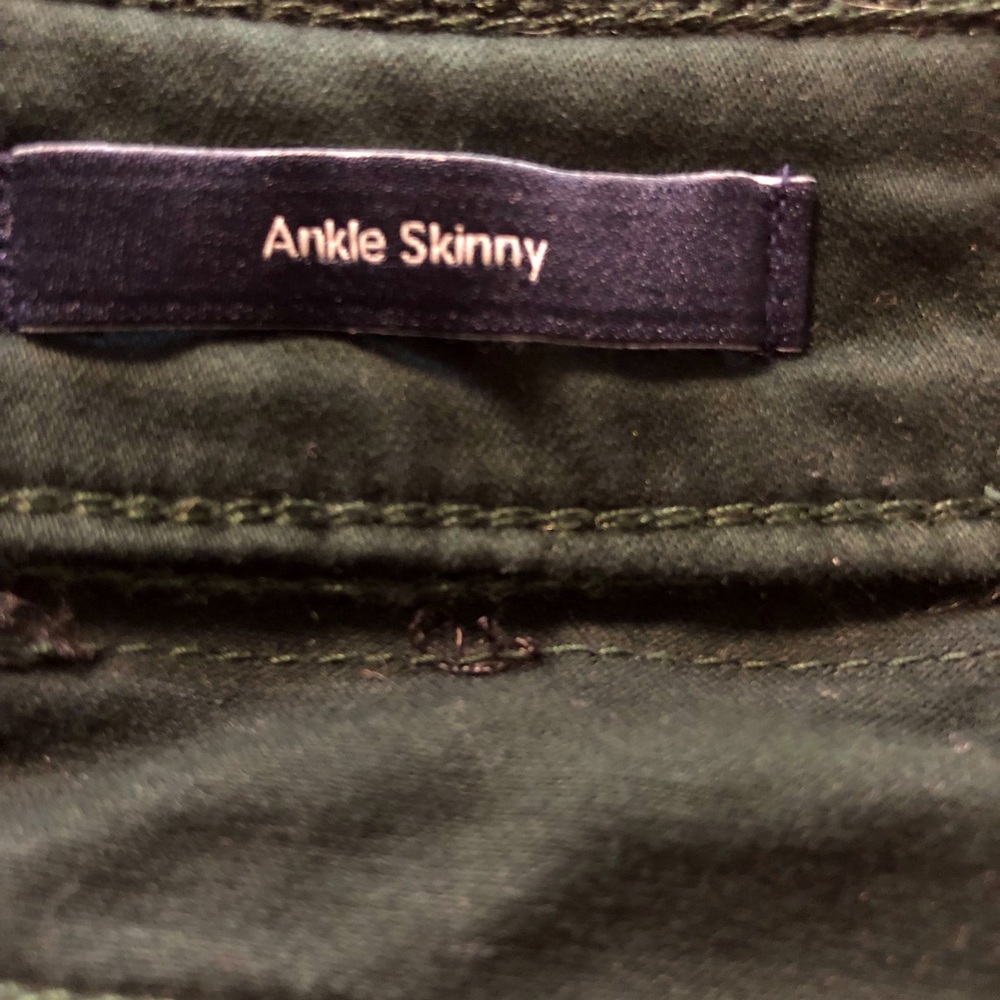 Calvin Klein Ankle Skinny Pants - Picture 7 of 8